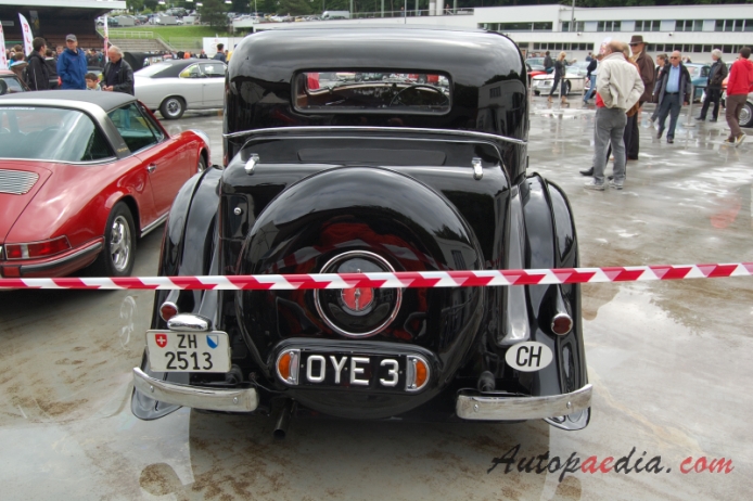 Rolls-Royce Phantom III 1936-1939 (1937 Barker Sport Saloon 4d), tył