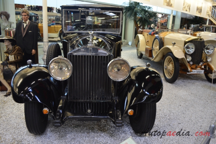 Rolls-Royce Phantom II 1929-1936 (1933 Saloon 4d), front view