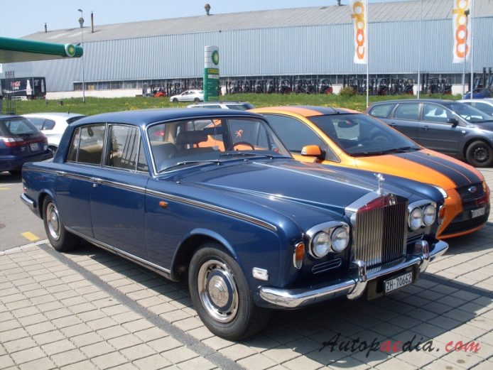 Rolls Royce Silver Shadow 1965-1980 (1965-1976 Silver Shadow I), prawy przód