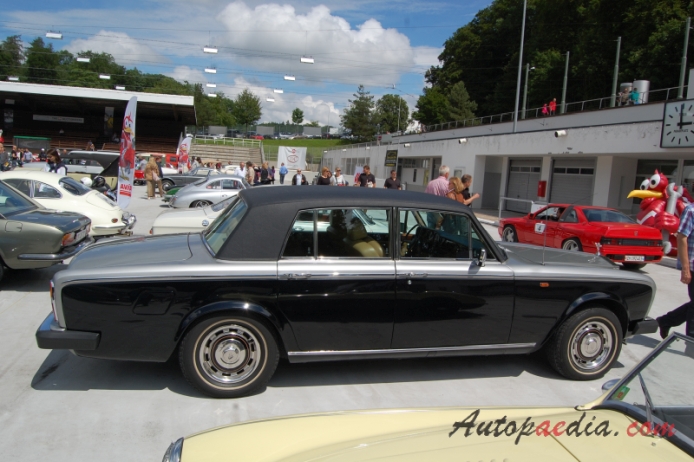 Rolls Royce Silver Shadow 1965-1980 (1977-1980 Silver Shadow II), prawy bok