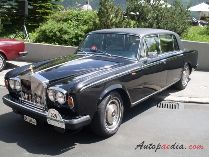 Rolls Royce Silver Shadow 1965-1980 (1979 Silver Wraith II), lewy przód