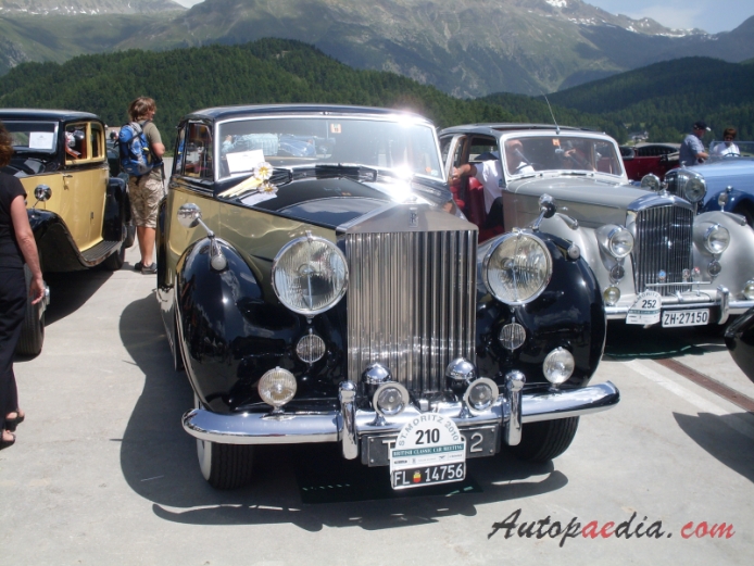 Rolls-Royce Silver Wraith 1946-1959 (1956), przód