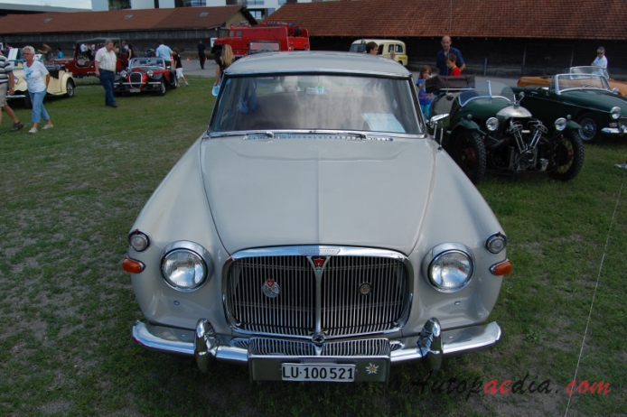 Rover P5 1958-1973 (1961 Mark I 3.0L saloon 4d), przód