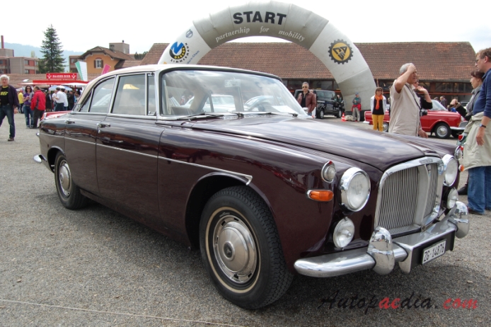 Rover P5 1958-1973 (1963 Mark II 3L 4d Coupé), right front view