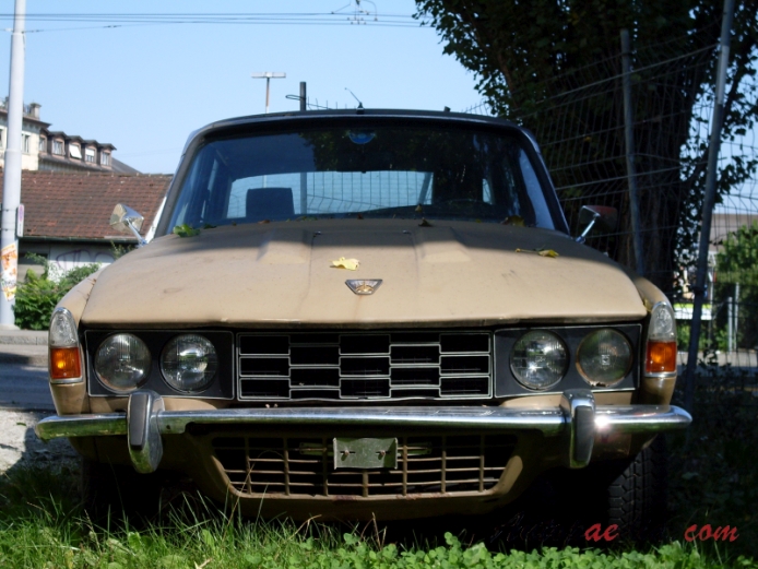 Rover P6 1963-1977 (1970-1977 Series II 3500), przód