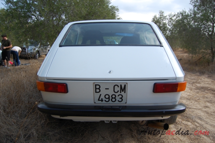 SEAT 127 1. seria 1972-1977 (1972-1975 fastback 2d), tył