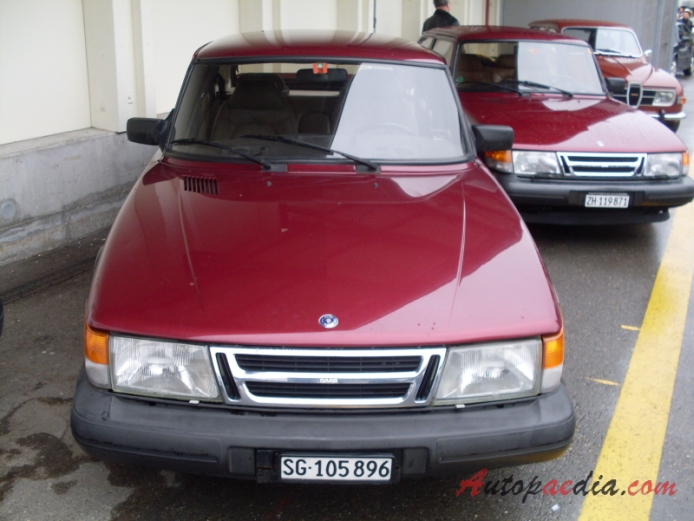 Saab 900 1st generation 1978-1994 (1986-1993 liftback 5d), front view