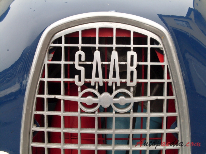 Saab 96 1960-1980 (1960-1965 sedan 2d), front emblem  