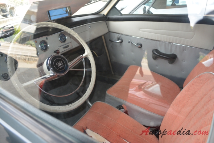 Saab 96 1960-1980 (1966 sedan 2d), interior