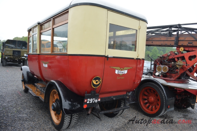 Saurer autobus Type A 1920-1933 (1921 Saurer 2A AC Dillier AG Sarnen omnibus), lewy tył