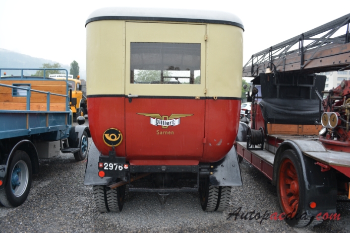 Saurer autobus Type A 1920-1933 (1921 Saurer 2A AC Dillier AG Sarnen omnibus), tył
