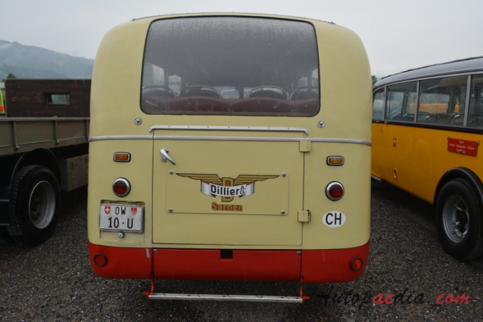 Saurer autobus Type C 1934-1965 (1938 Saurer 1C-H CR1D Rammseier und Jenzer Hochsitz-Omnibus Dillier AG Sarnen), tył