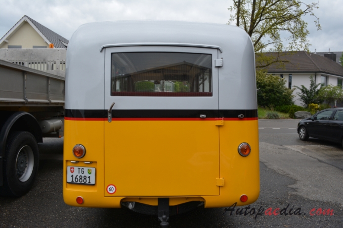 Saurer bus Type C 1934-1965 (1950 Saurer 2C CR1D Hänni Postauto), rear view