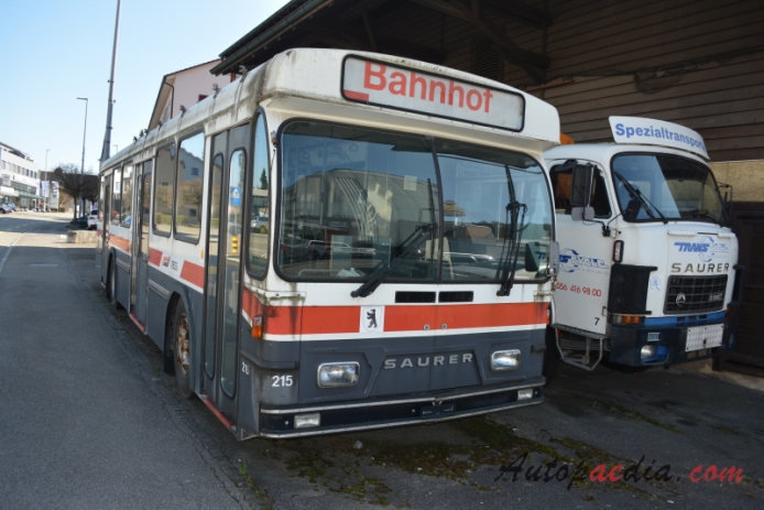 Saurer type SH 1976-1984 (1978-1984 Saurer SH 560-25 Hess VBSG 215 city bus 3d), right front view
