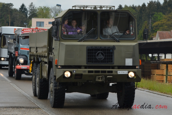 Saurer 10 DM 1983-1987 (1984 6x6 military truck), right front view