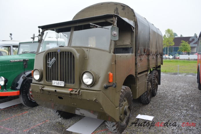 Saurer M6 1940-1946 (CTDM 6x6 pojazd wojskowy), lewy przód