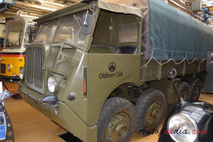 Saurer M8 1943-1945 (1945 8x8 military truck), left front view