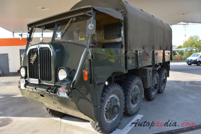 Saurer M8 1943-1945 (1945 GMMZ M 3948 8x8 pojazd wojskowy), lewy przód
