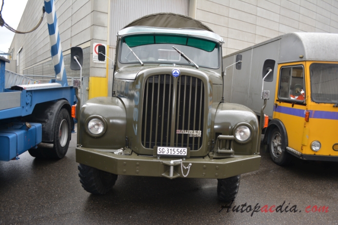Saurer type D 1959-1982 (1967 Saurer 2DM 4x4 military truck), front view