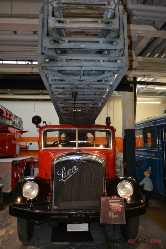 Saurer type B 1926-1939 (1936 Saurer BL Metz Autodrehleiter ADL Feuerwehr der Stadt Schaffhausen fire engine), front view