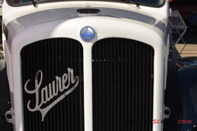 Saurer type C 1934-1965 (1958 Saurer L2C box truck), front emblem  