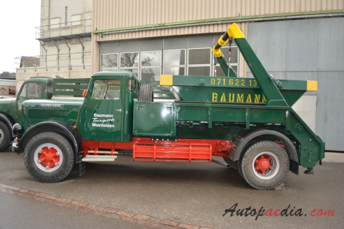 Saurer typ C 1934-1965 (1958 Saurer S4C Baumann Transporte Weinfelden 4x2 bramowiec), lewy bok