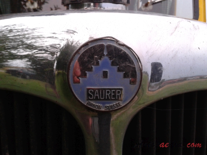 Saurer typ C 1934-1965 (1964 kamper przeróbka), emblemat przód 