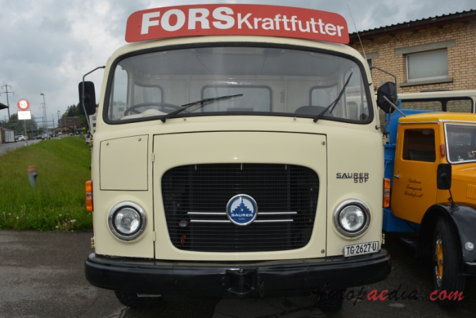 Saurer type D 1959-1983 (1965 Saurer 5DF FORS Kraftfutter 4x4 flatbed truck), front view