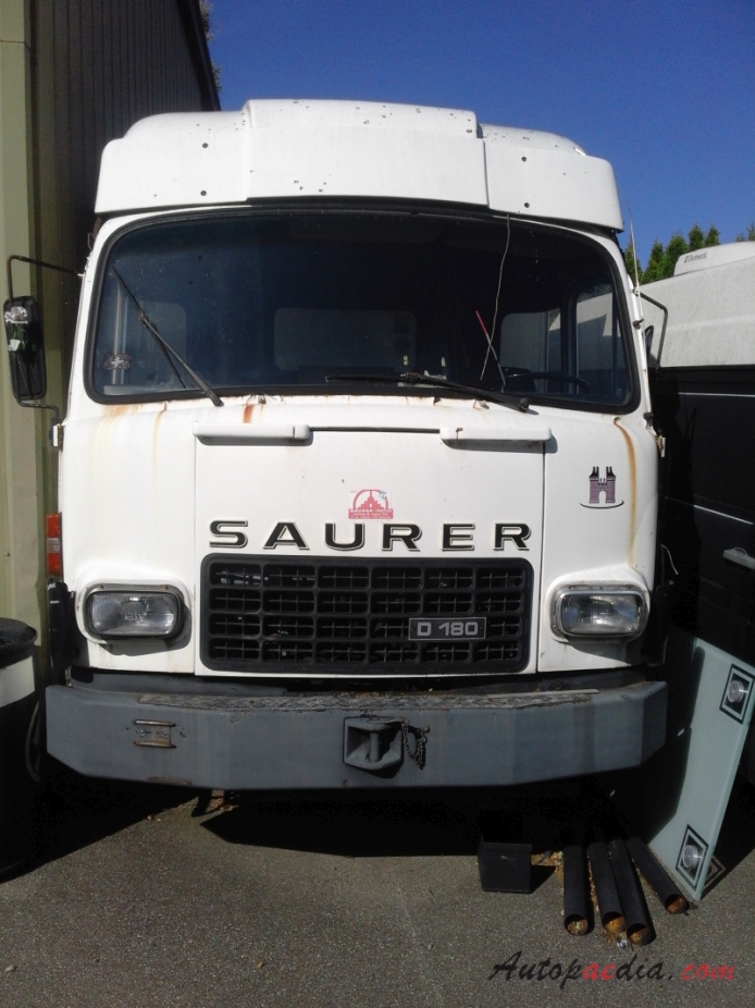 Saurer type D 1959-1983 (1974-1983 Saurer D180 Feldschlösschen Getränke box truck), front view