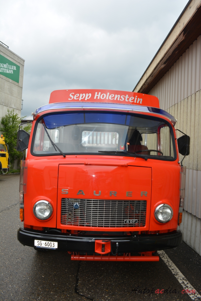Saurer type D 1959-1983 (1974 Saurer 4DF CTK200 Sepp Holenstein 4x2 dump truck), front view