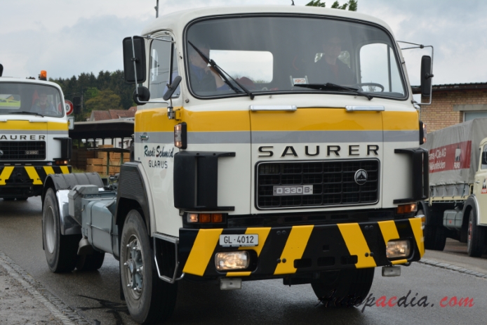 Saurer typ D 1959-1983 (1978-1983 Saurer D330B Rüdi Schimd Glarus 4x2 ciągnik siodłowy), prawy przód