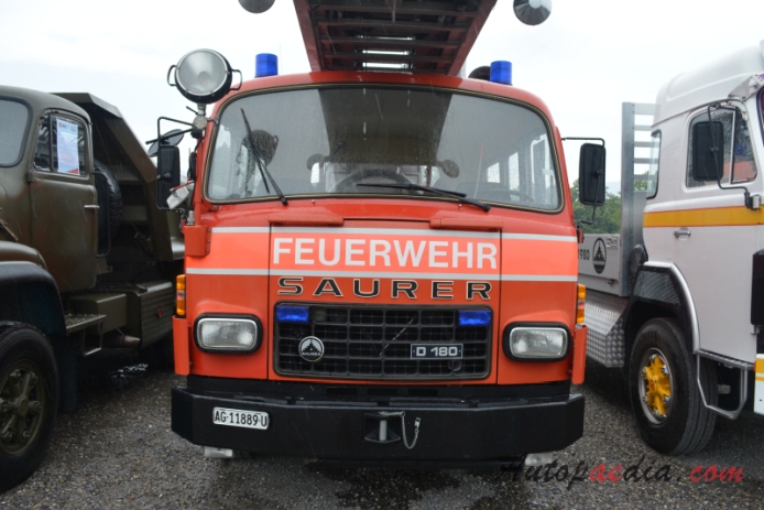 Saurer typ D 1959-1983 (1978 Saurer D180 C2K Metz Autodrehleiter Feuerwehr Könitz ADL 4x2 wóz strażacki), przód