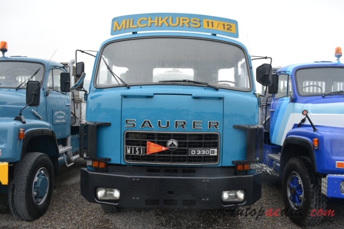 Saurer type D 1959-1983 (1979 Saurer D330B D4KT Milchkurs 11/12 4x2 tank truck), front view