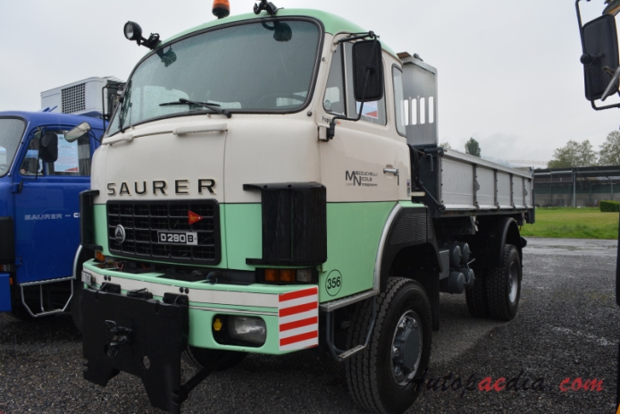 Saurer typ D 1959-1983 (1982 Saurer D290B D3KT-B Nicola Mazzuchelli Transporti Lugano 4x4 wywrotka), lewy przód