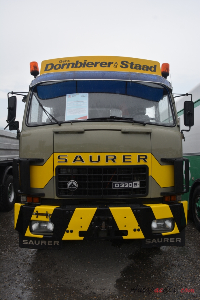 Saurer type D 1959-1983 (1982 Saurer D330B D4KT-B Gebr. Dornbierer Staad AG 8x4 dump truck), front view