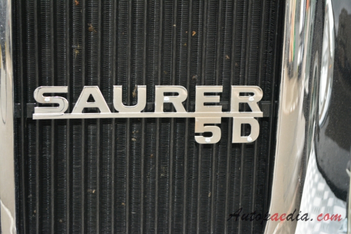 Saurer typ D 1959-1983 (1959-1974 Saurer 5D H.Stoll Söhne Transporte 4x2 wywrotka), emblemat przód 