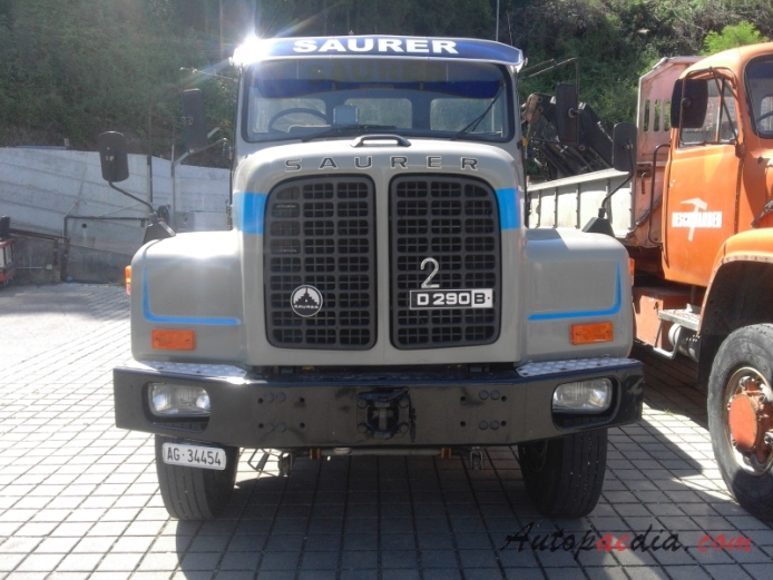 Saurer type D 1959-1983 (1978-1983 Saurer D290B Knecht Schwaderloch 4x2 dump truck), front view