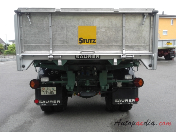 Saurer typ D 1959-1983 (1980 Saurer D330BN 4x4 Stutz wywrotka), tył