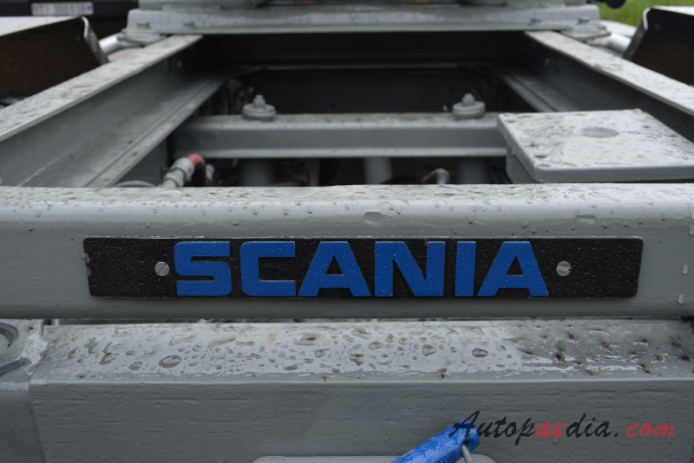 Scania 1974-1980 (Scania 1-series) (1978 Scania LB 111 Bereuter Switzerland ciągnik siodłowy), emblemat tył 