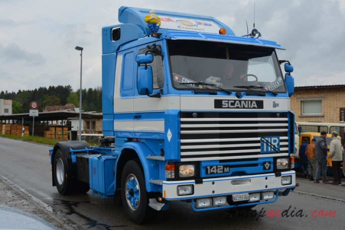 Scania 1980-1989 (Scania 2-series/GPRT) (1984 Scania 142M PW Transport ciągnik siodłowy), prawy przód