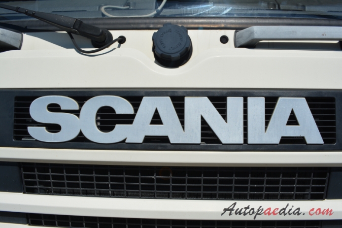 Scania 1980-1989 (Scania 2-series/GPRT) (Scania 93M 280 roll off dumpster), front emblem  