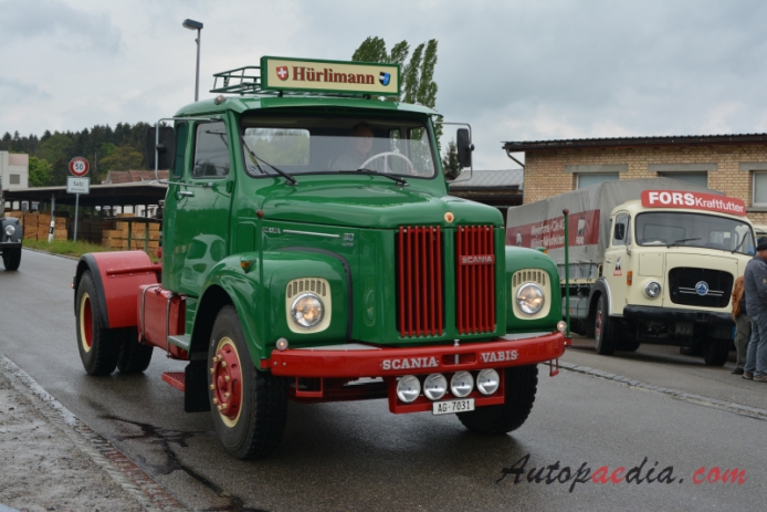 Scania 1968-1974 (L50/L80/L85/L110/L140) (1970 Scania L 80 Super Hürliman ciągnik siodłowy), prawy przód