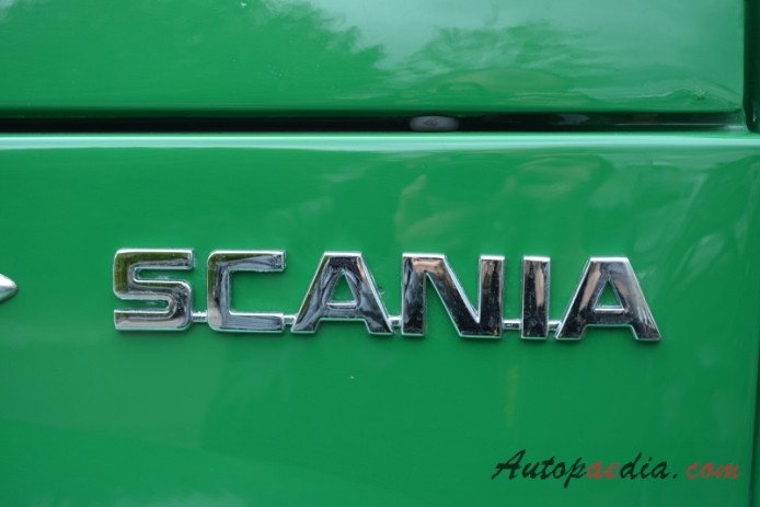 Scania 1968-1974 (L50/L80/L85/L110/L140) (1970 Scania L 80 Super Hürliman ciągnik siodłowy), emblemat bok 