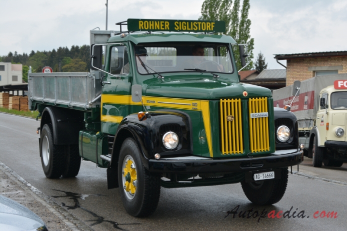 Scania 1968-1974 (L50/L80/L85/L110/L140) (Scania L 110 Super Rohner Siglisdorf wywrotka), prawy przód
