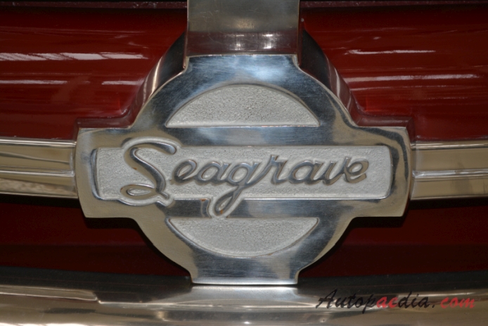 Seagrave nieznany model 1958 (wóz strażacki), emblemat przód 