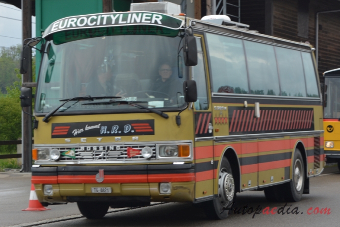 Setra bus 3rd generation (Setra S 200) 1976-1991 (1981 Kässbohrer-Setra S 209 HM), left front view