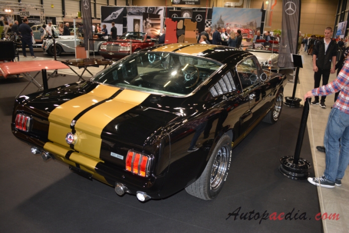 Shelby Mustang 1965-1970 (1966 GT 350-H fastback 2d), prawy tył