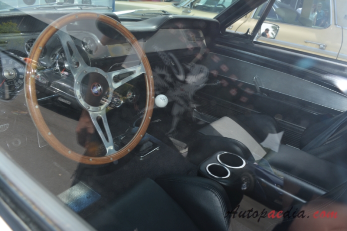 Shelby Mustang 1965-1970 (1967 GT 500 fastback 2d), interior