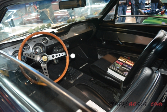 Shelby Mustang 1965-1970 (1967 GT 500 fastback 2d), wnętrze