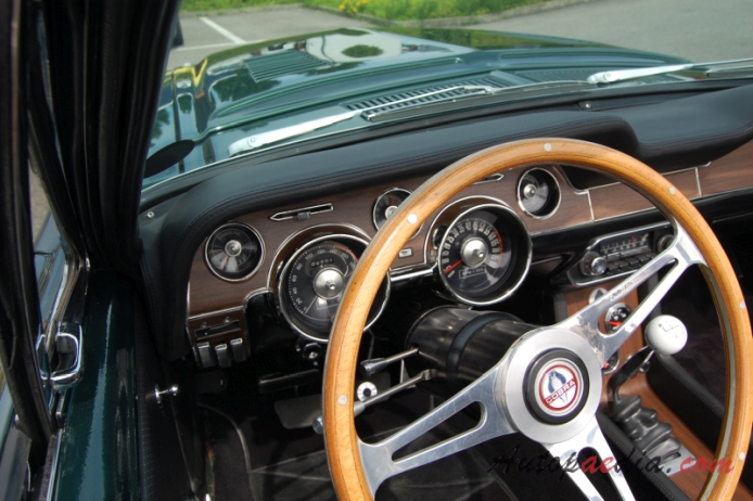 Shelby Mustang 1965-1970 (1968 Cobra GT 500 convertible 2d), interior